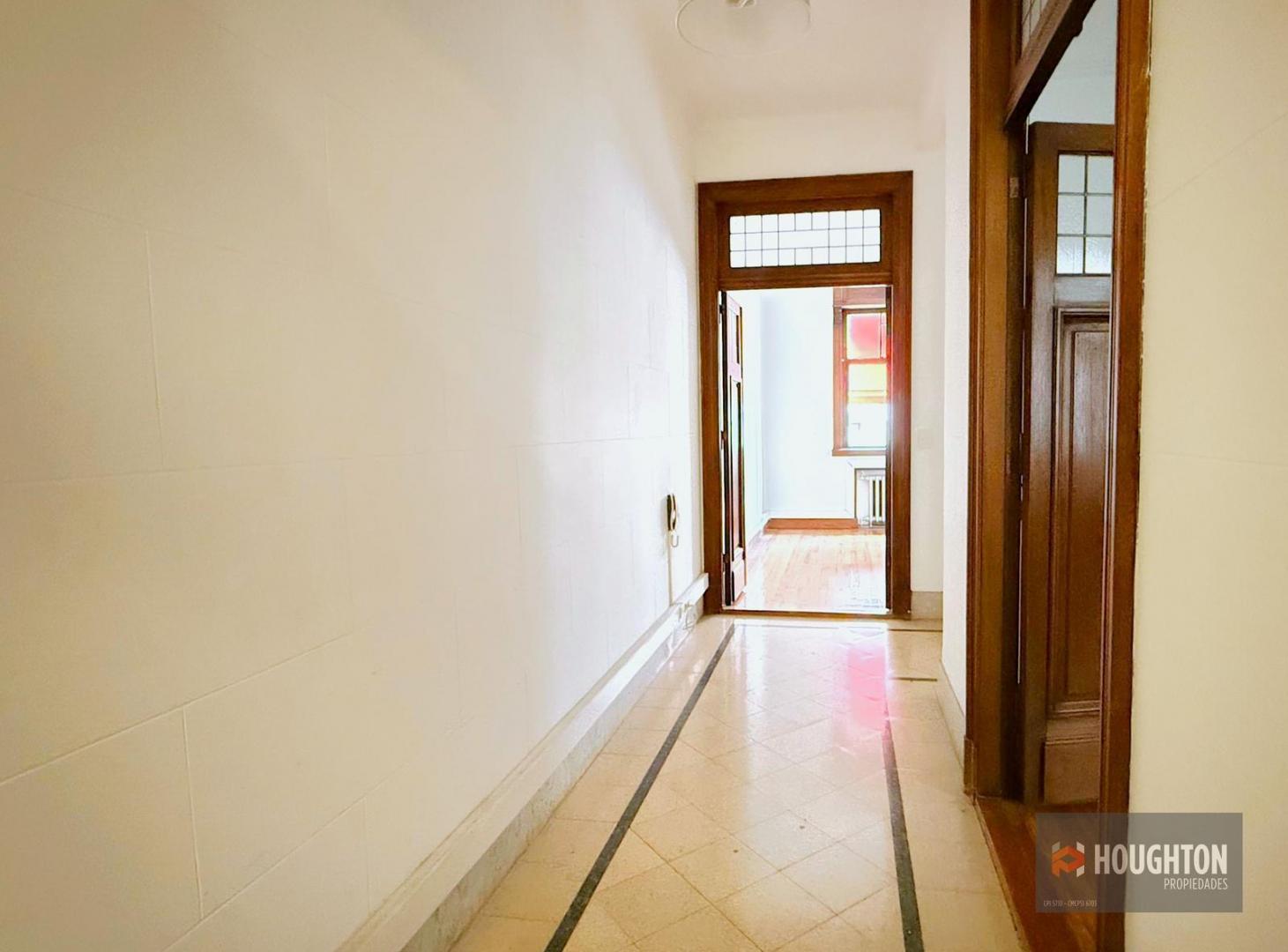 Foto de Oficina de 105m2 en ALQUILER en MICROCENTRO., imagen 1