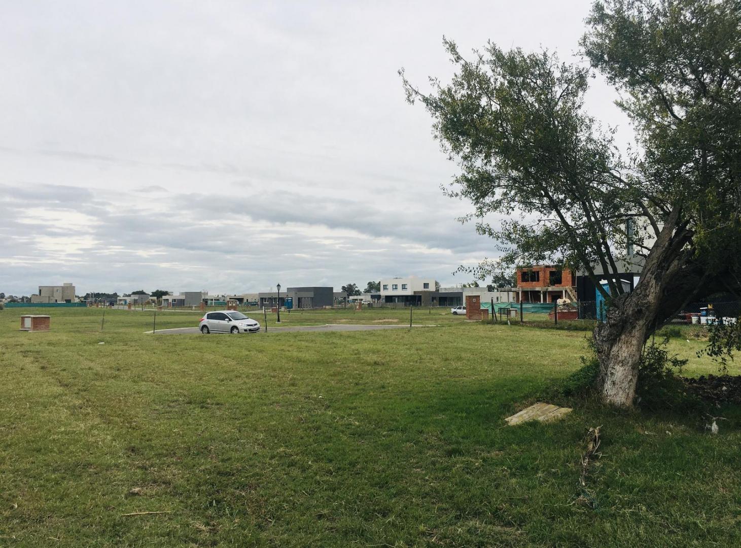 Foto de Terreno de 700 m2 en Barrio Cerrado San Simón - CANNING Village!, imagen 4