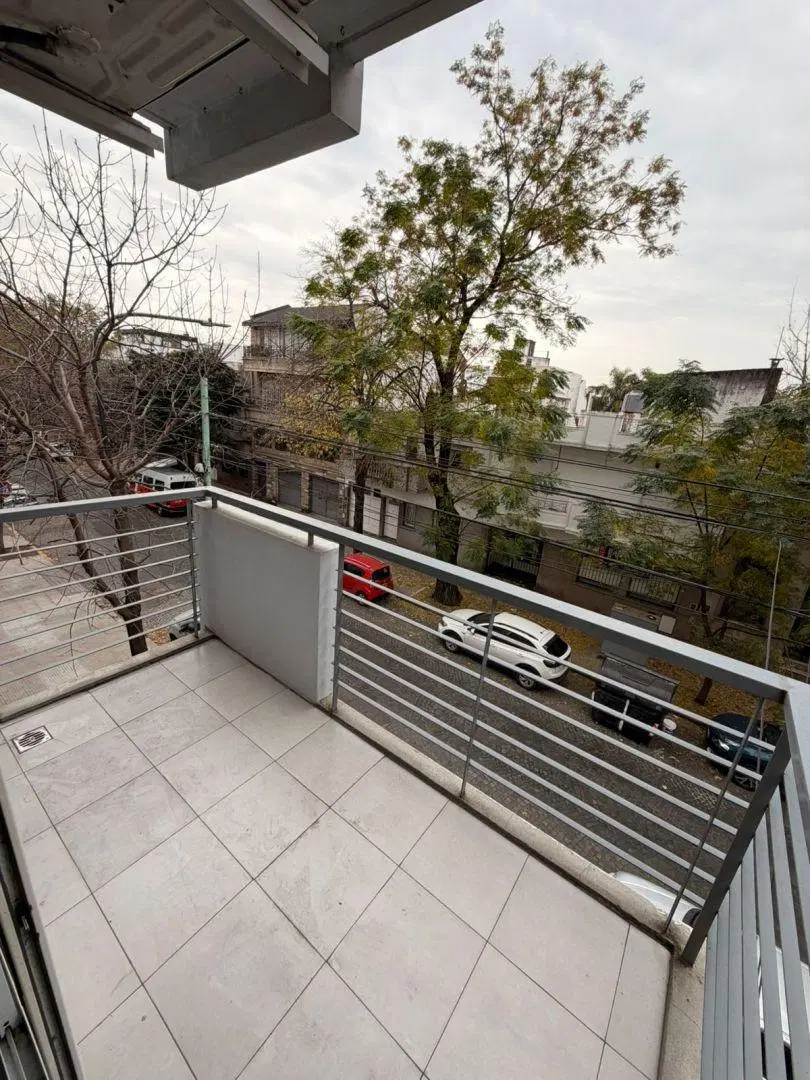 Hermoso Piso Unico 3 Amb - Balcón al Frente 4