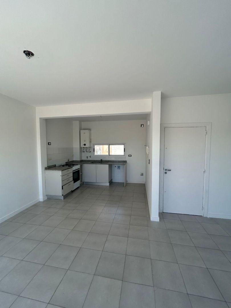 Foto de Hermoso Piso 2 Amb | Villa Pueyrredon, imagen 4