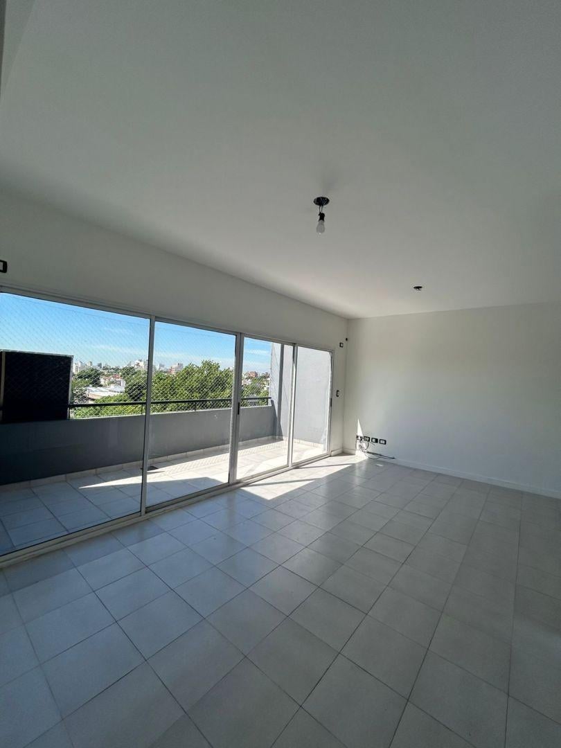 Foto de Hermoso Piso 2 Amb | Villa Pueyrredon, imagen 5
