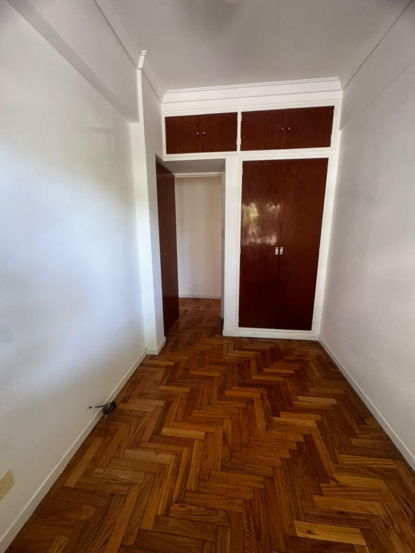 Foto de Alquiler 3 Amb Muy Luminoso - Amplio Living Y Dormitorios Con Placard, imagen 5