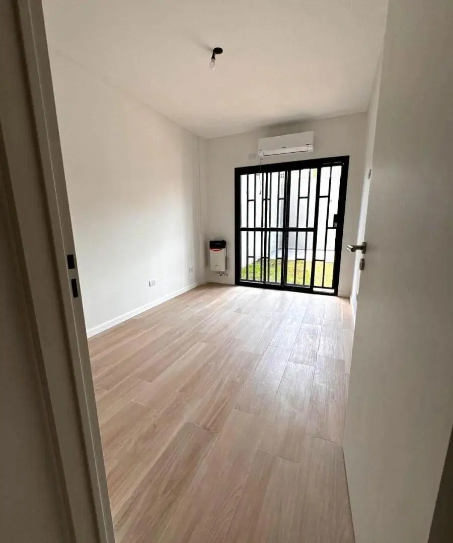 PH 4 Ambs. en Planta Baja "en construcción" con 2 cocheras, Amplísimo fondo 8,66x11, jardín y pileta 1