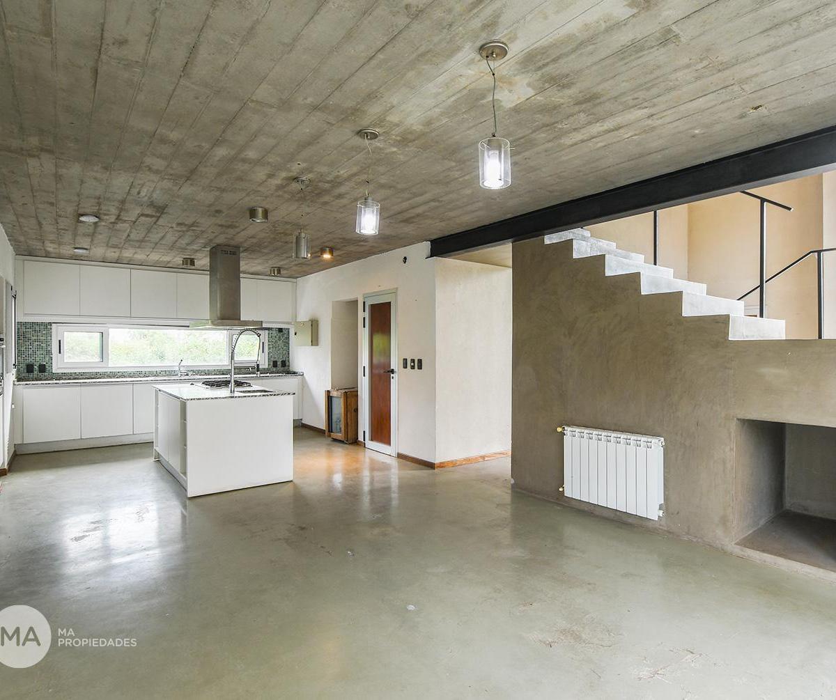 Casa 4 Dorm., Jardín, Piscina - Funes Hills Miraflores - Funes | Venta 3
