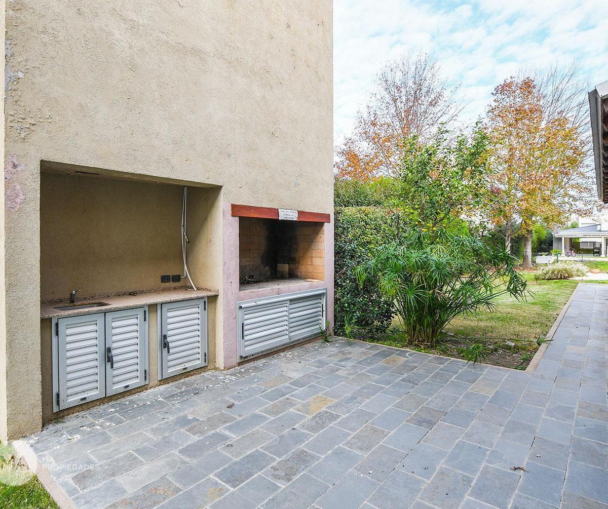 Casa 4 Dorm., Jardín, Piscina - Funes Hills Miraflores - Funes | Venta 4