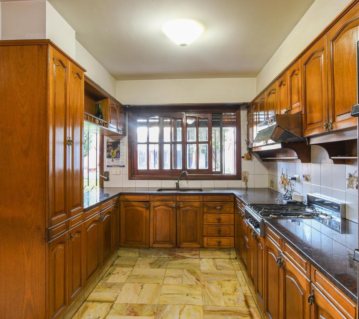 Casa 5 Dorm., Jardín, Pileta - Bv. Rondeau 1200 - Alberdi, Rosario | Venta 1