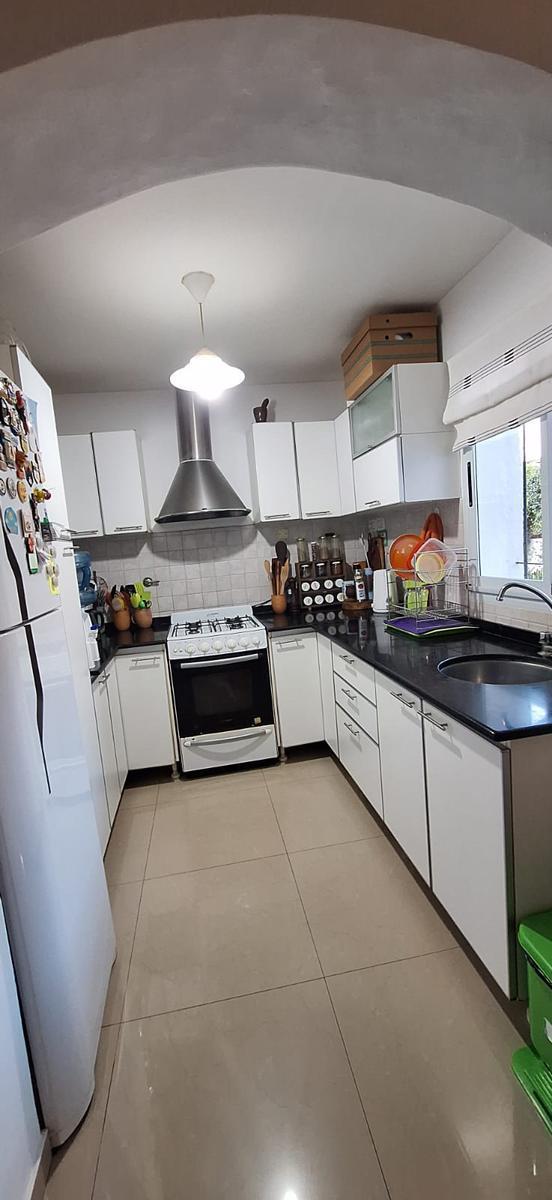 Casa 3 Dorm., 2 Baños, Patio, Pileta - Lima 2100 - Pueblo Esther 2