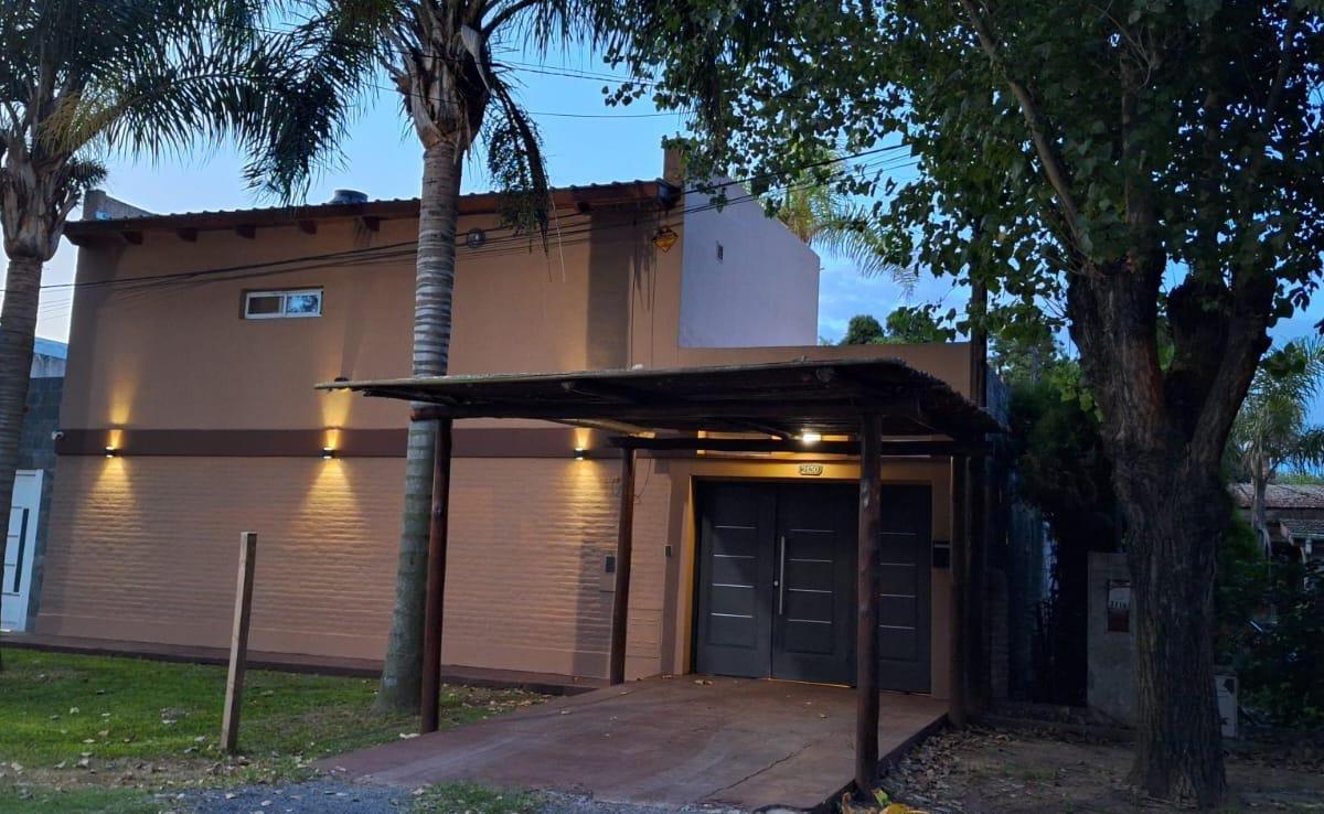 Casa 3 Dorm., 2 Baños, Patio, Pileta - Lima 2100 - Pueblo Esther 3