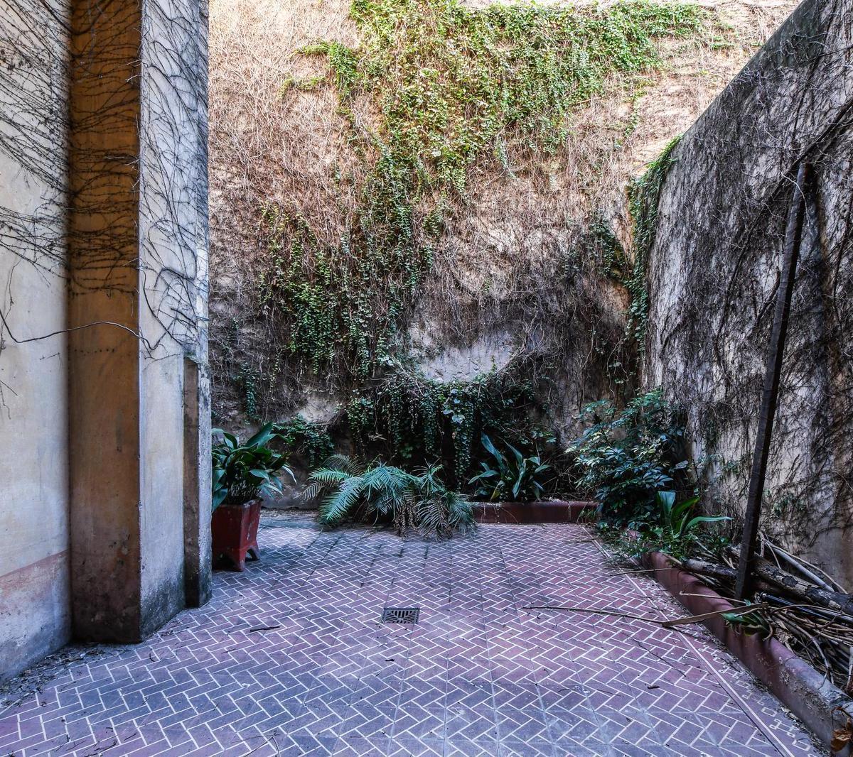 Casa Estilo Inglés, 5 Dorm., Patio y Cochera - San Lorenzo 1900 - Centro - Rosario | Venta 2