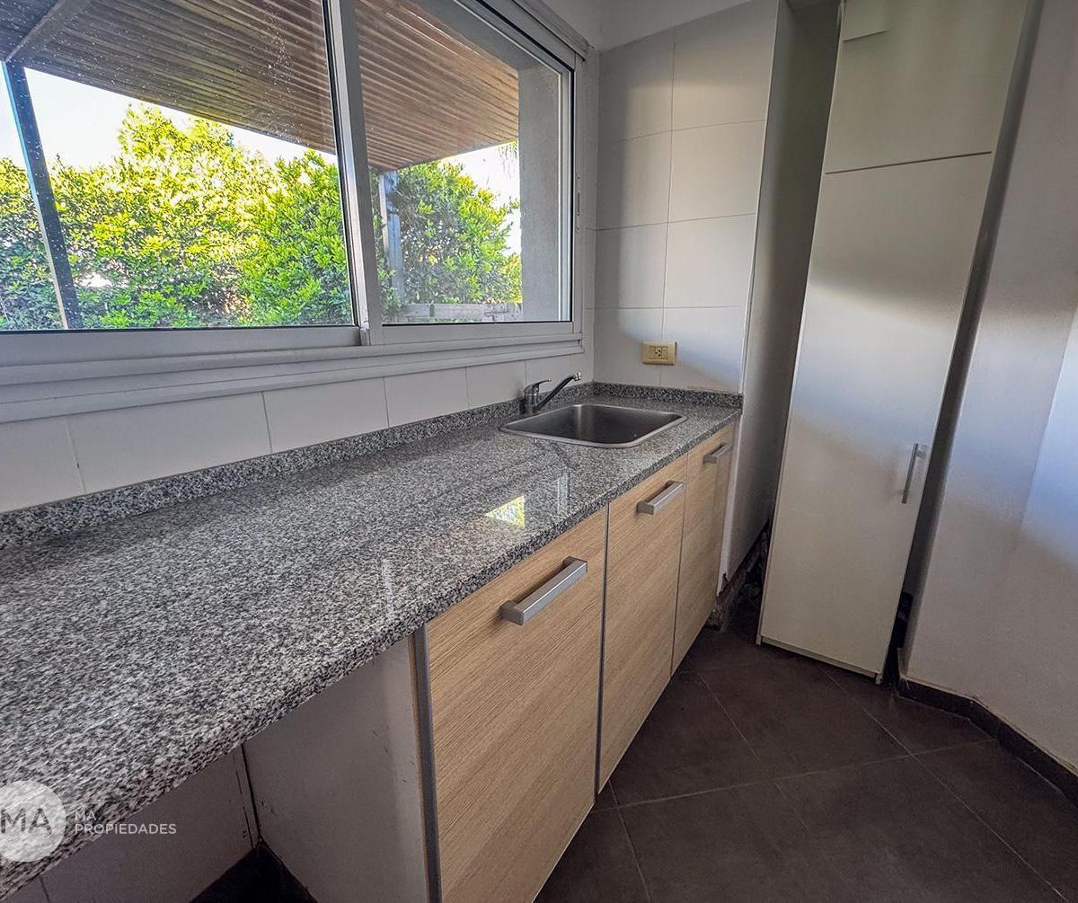 Casa 3 Dorm., Jardín, Piscina - Funes Hills Cadaques | Venta 1