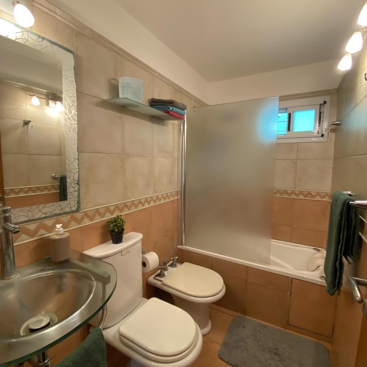 Casa 3 Dorm. - Tucuman 1696 - Pueblo Esther | Venta 4