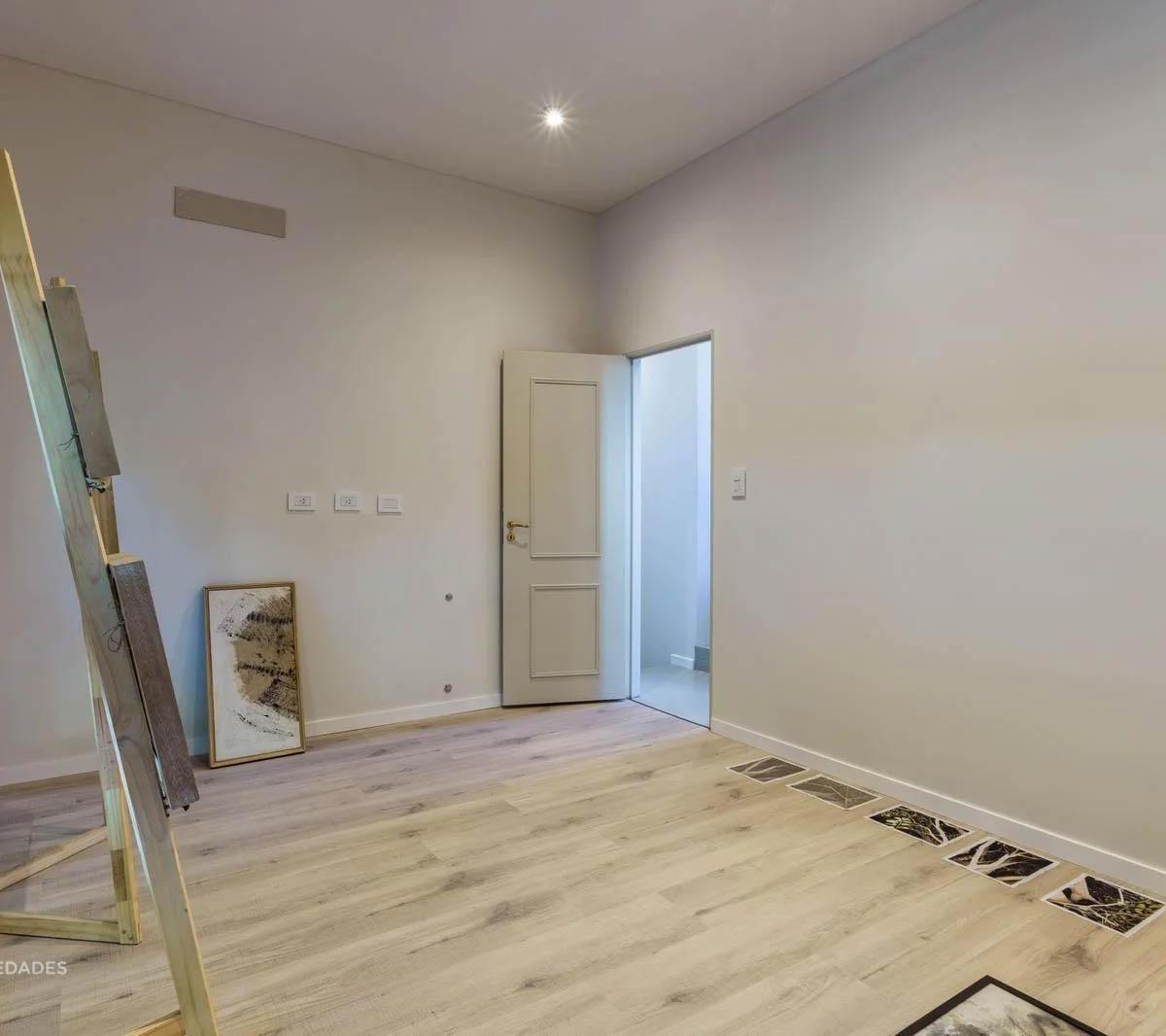 Casa de Estilo, 4 Dorm., Piscina - Viamonte 1400 - Abasto Rosario | Venta 5