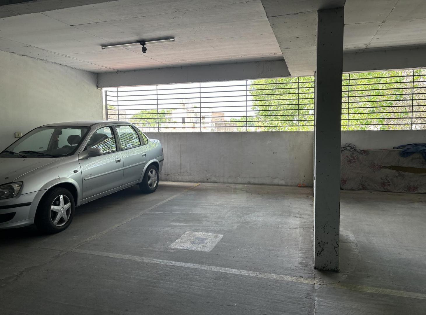 Foto de Cochera 2do piso - Pellegrini 3400 - Echesortu Rosario | Venta, imagen 3