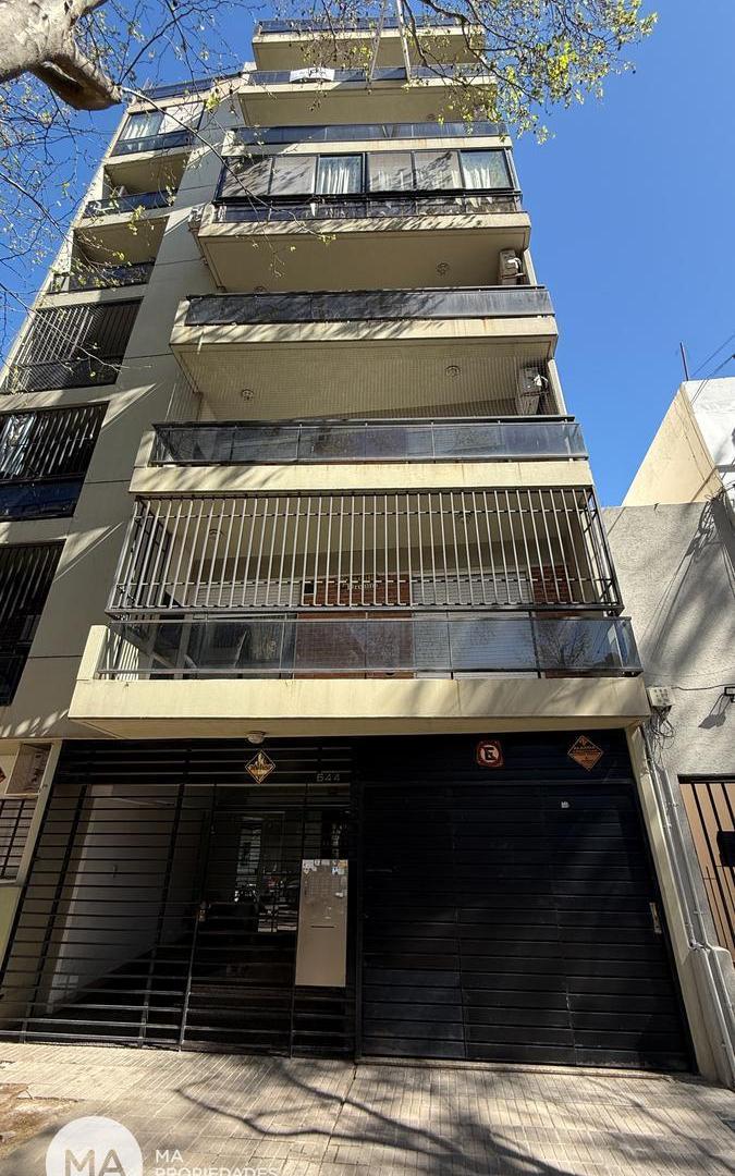 Departamento 1 Dormitorio con balcón - Santiago 600 - Lourdes - Rosario | Venta