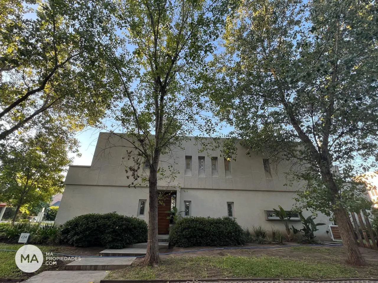 Casa 4 Dormitorios en barrio cerrado - Los Pasos de Fisherton | Venta 4