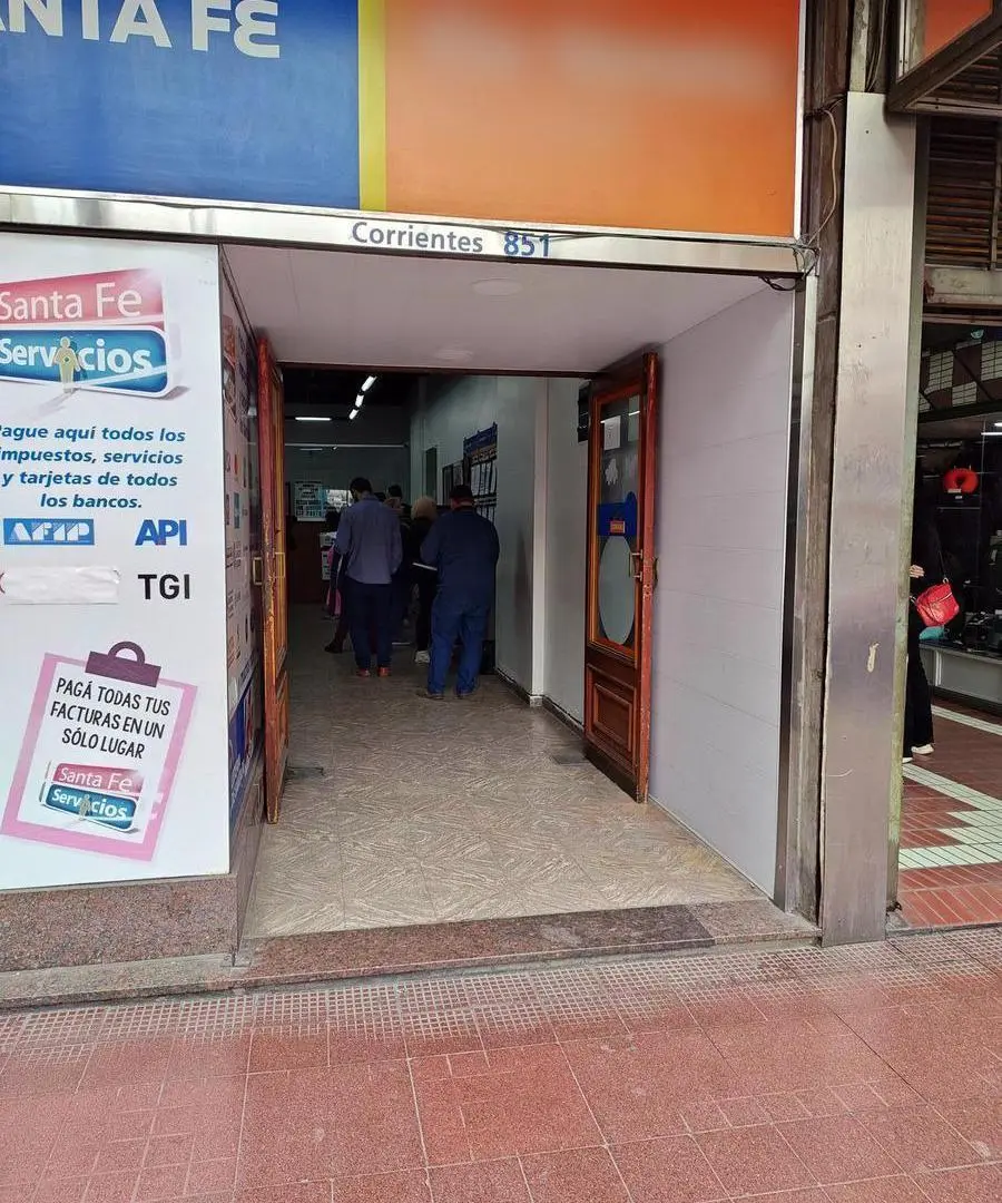 Local comercial con cochera - Córdoba y Corrientes - Centro Rosario 2