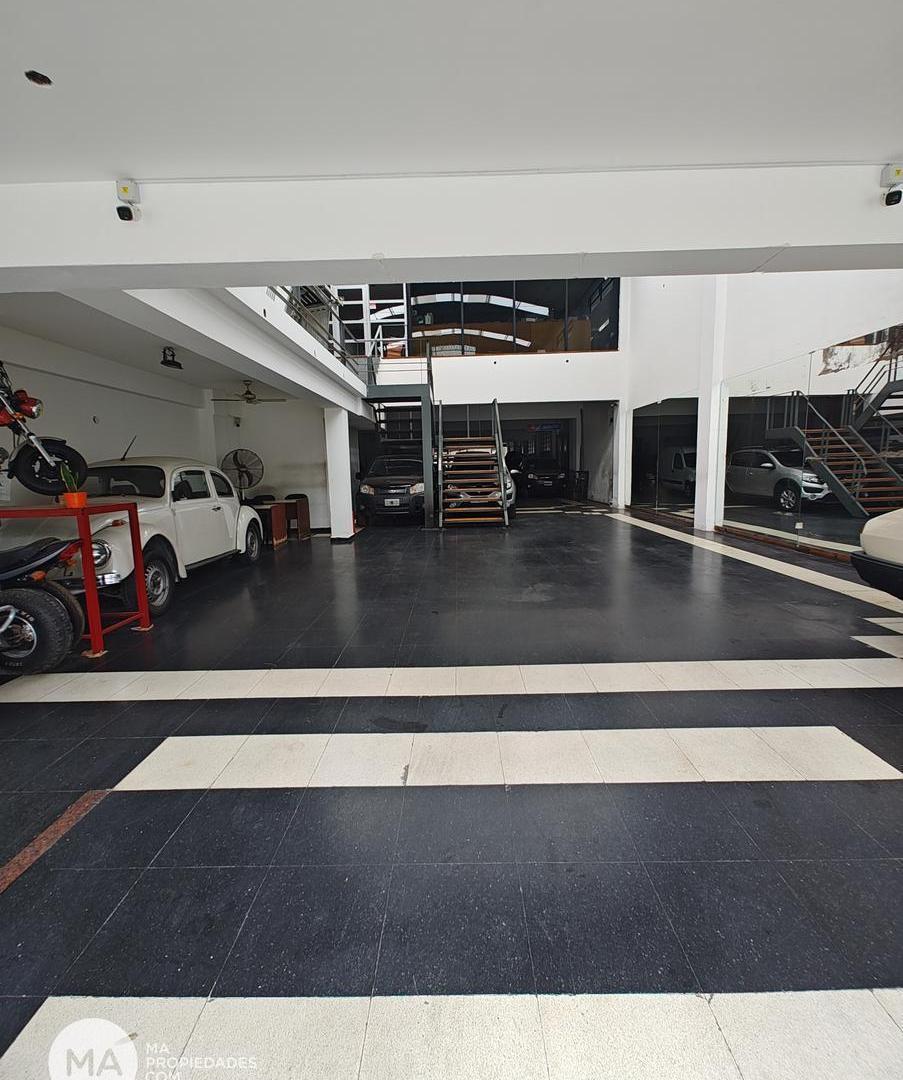 Local Comercial 600 M2 - Av. Pellegrini 3000 - Centro Rosario | Alquiler