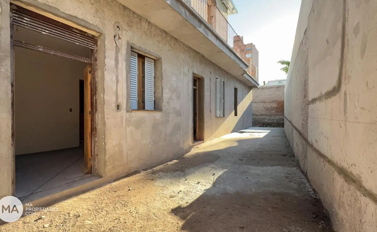 Casa de pasillo 3 dormitorios en construccion con quincho - Italia 1900 - Abasto Rosario | Venta 5