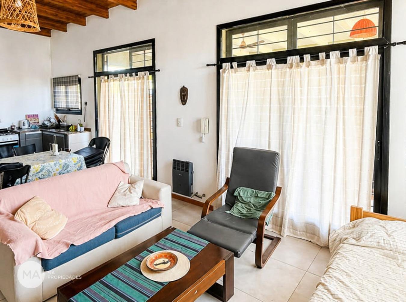 Casa 1 Dormitorio con piscina en barrio abierto - Liniers 300 - Tierra de Sueños Roldán | Venta