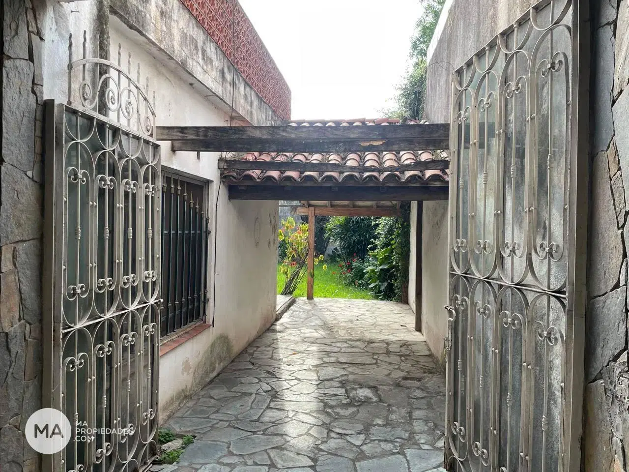 Terreno con excelente potencial de desarrollo - Barrio Lourdes - Rosario | Venta 3