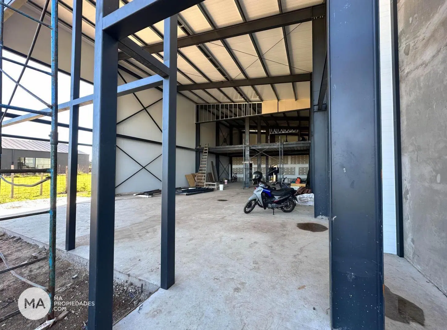 Local comercial 375 m2 - Calmo - Funes | Alquiler 3