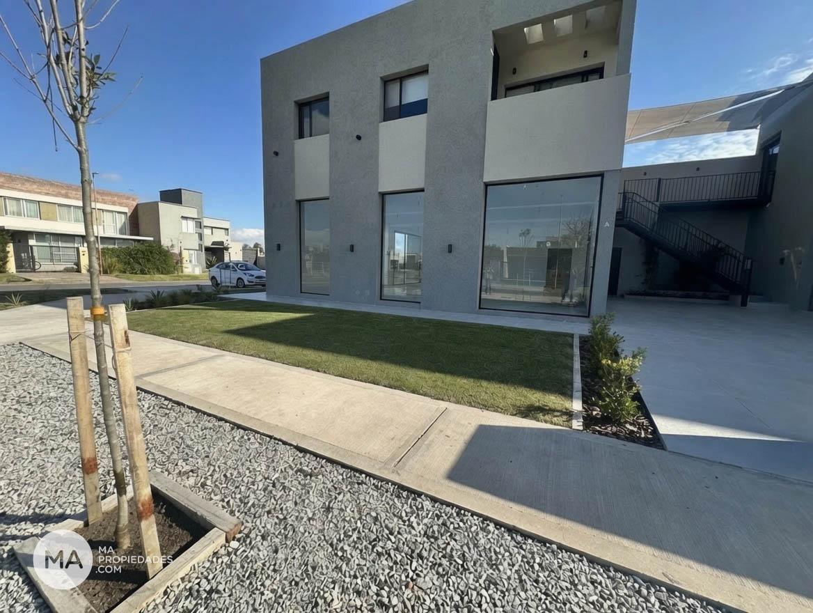 Local 111,7 m² a estrenar - Leloir 5000 - Don Mateo - Funes | Alquiler