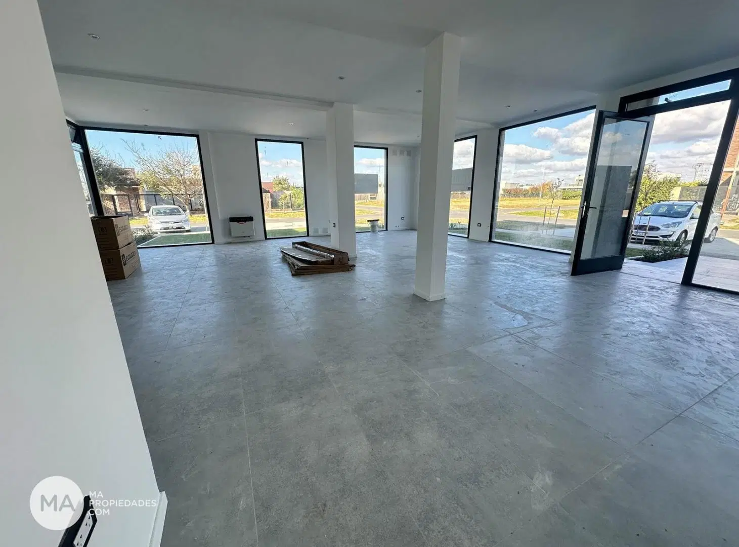 Local 111,7 m² a estrenar - Leloir 5000 - Don Mateo - Funes | Alquiler 2