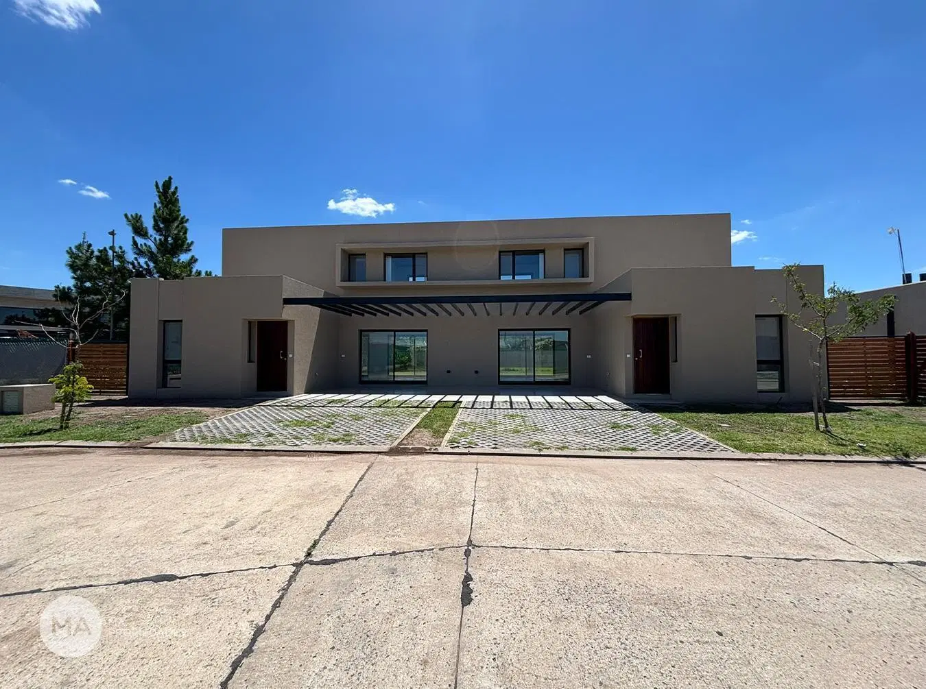 Casa 2 Dormitorios - Condominios DM - Funes | Venta 1