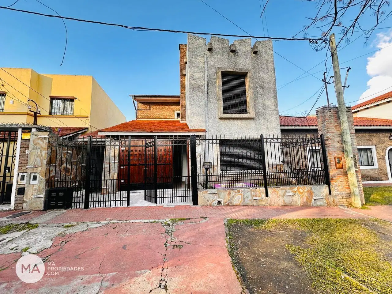 Casa 3 Dormitorios - Warnes 1000 - Alberdi Rosario | Venta 1