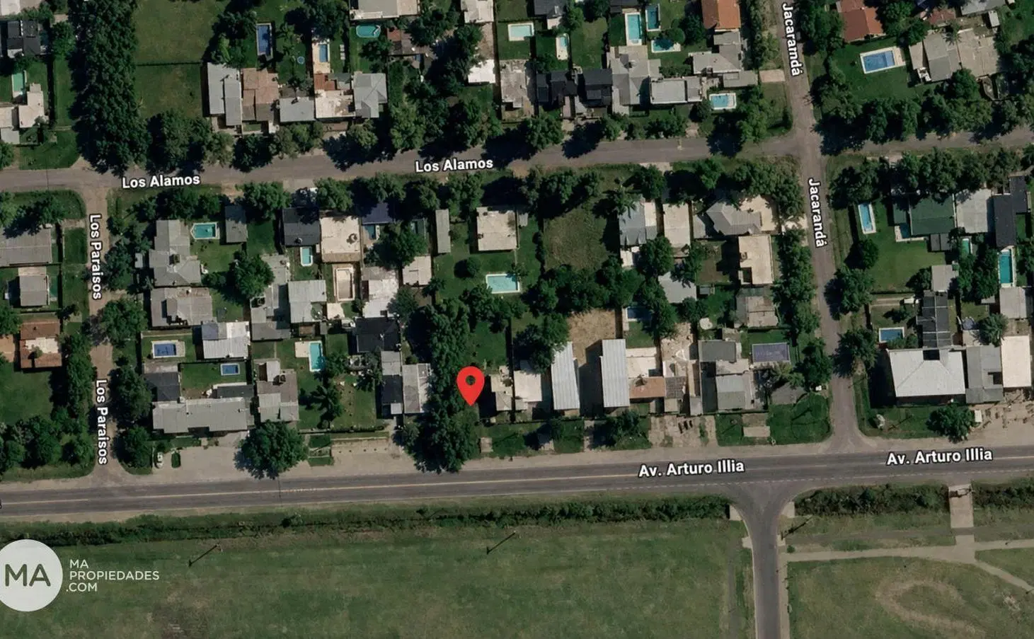 Venta | Lote 300 m² con proyeccion comercial - Av. Illia 200 - Funes 8