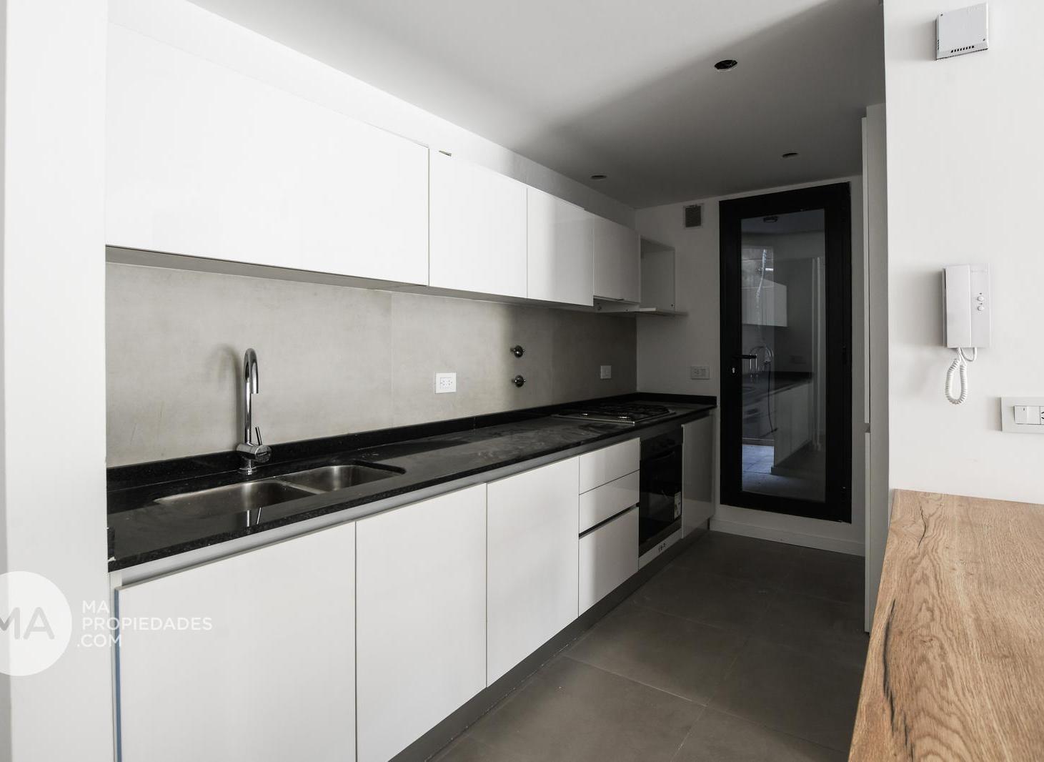 Foto de Venta | Departamento 2 Dormitorios con patio y parrillero - J. J. Paso, imagen 4
