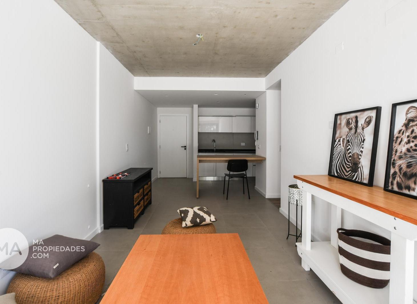 Foto de Venta | Departamento 2 Dormitorios con patio y parrillero - J. J. Paso, imagen 3