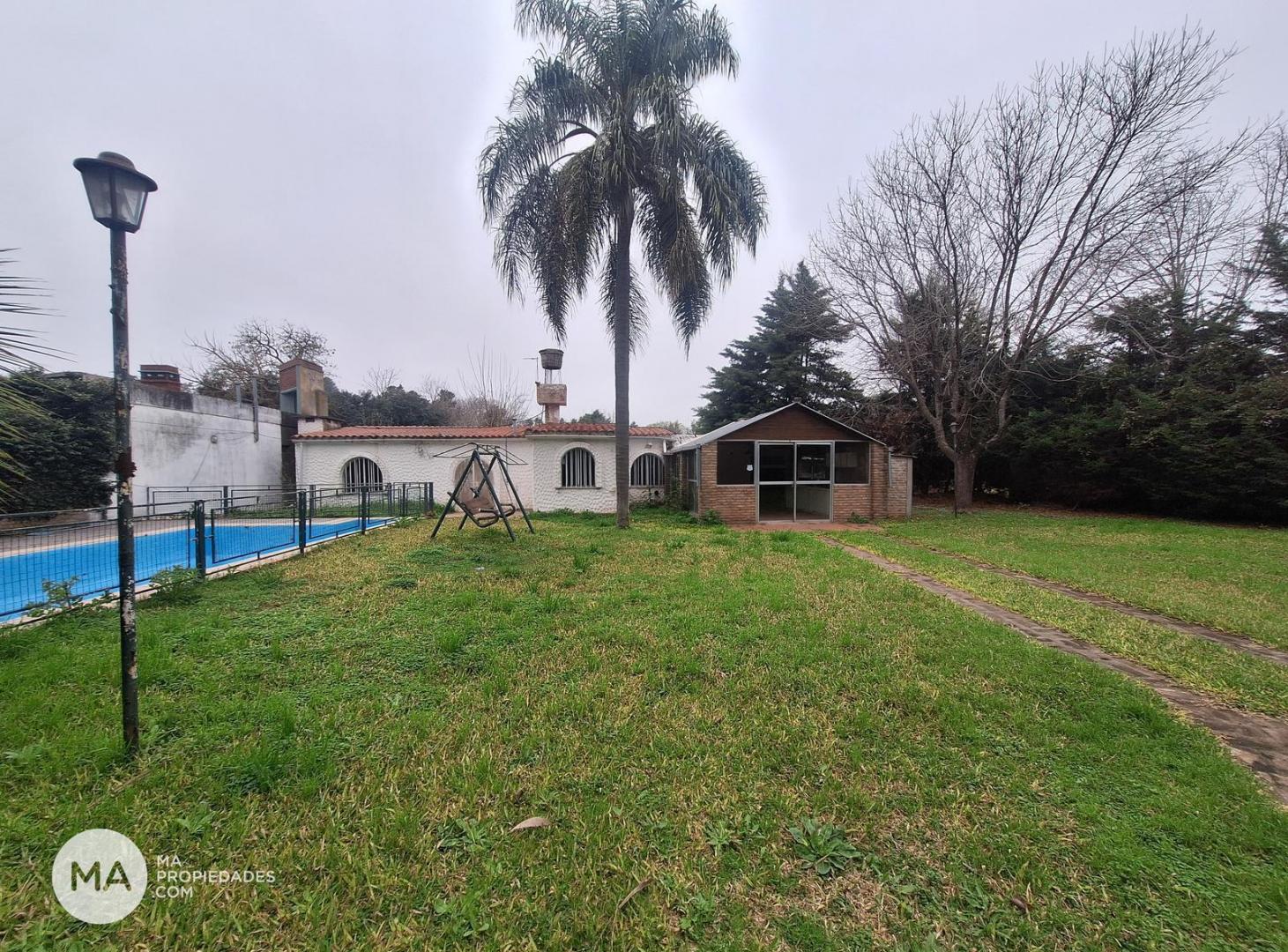 Foto de Venta | Casa de dos dormitorios con amplio lote - José Ingenieros 2700, imagen 1