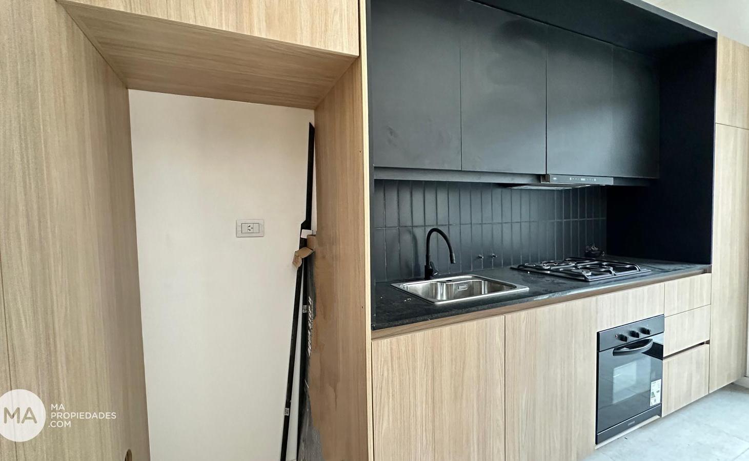 Foto de Venta | Casa de pasillo 2 dormitorios con patio y terraza | Balcarce, imagen 3