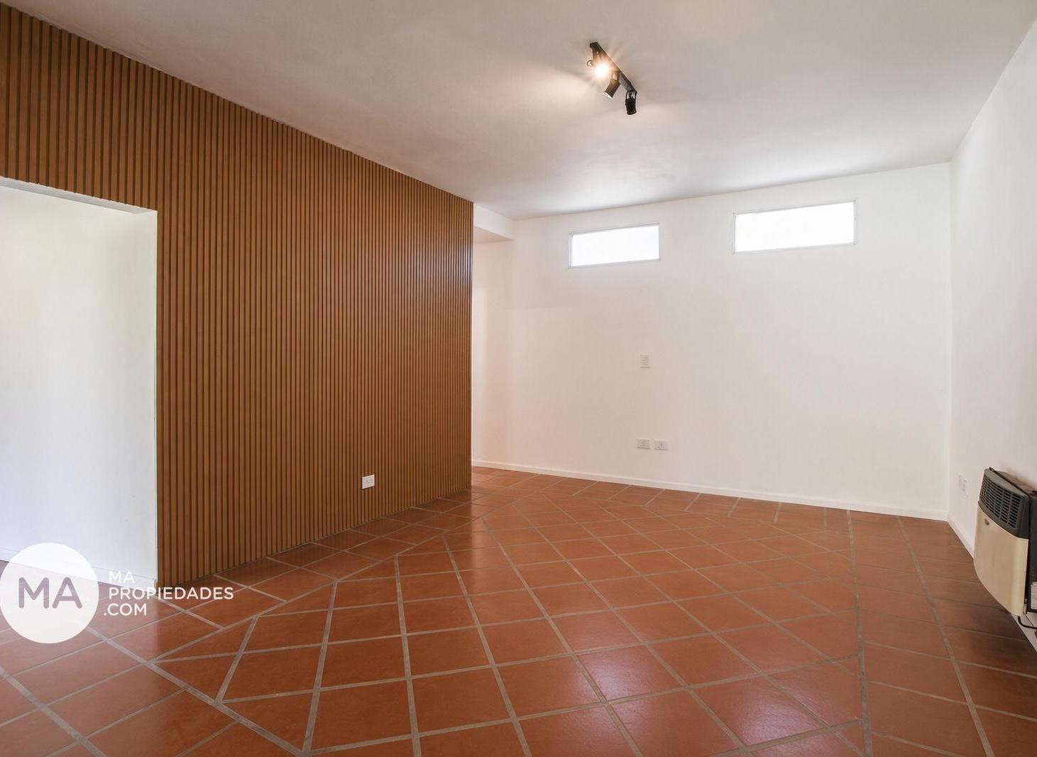 Foto de Casa 2 Dormitorios con jardín y piscina - Bordabhere 2500 - Funes |, imagen 5