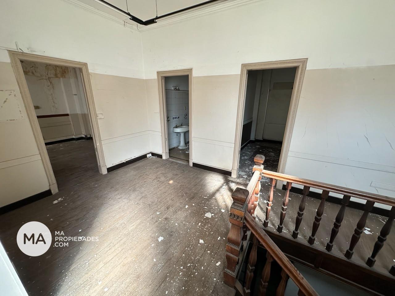 Foto de Venta | Casa apta instituciones o comercios 10 ambientes - Av, imagen 4