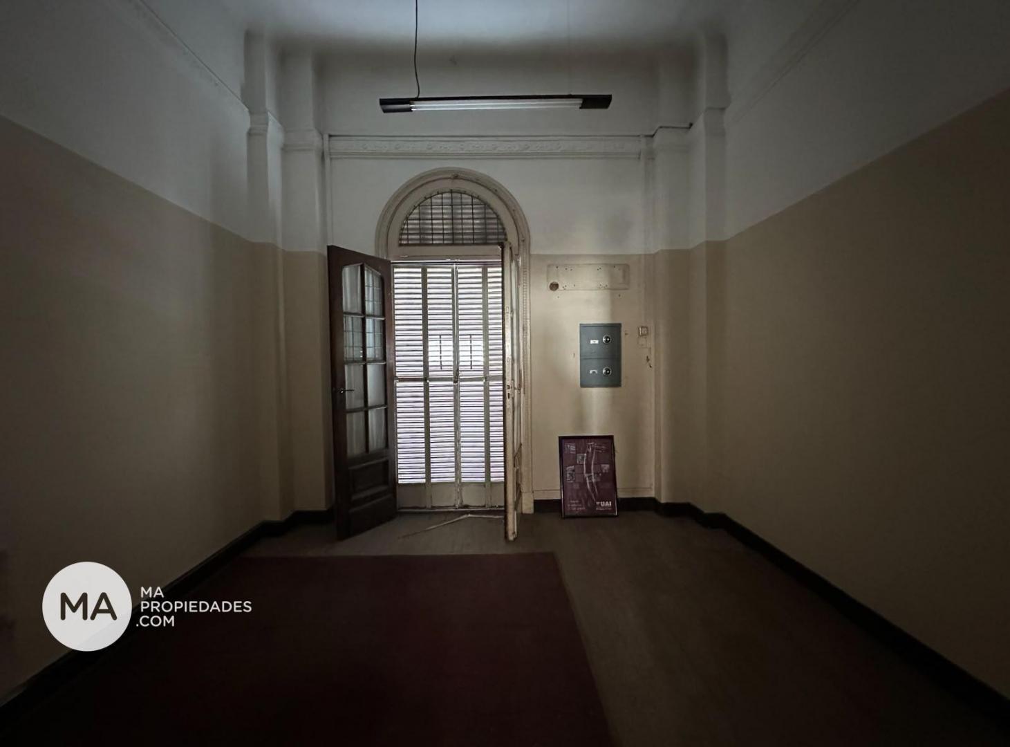Foto de Venta | Casa apta instituciones o comercios 10 ambientes - Av, imagen 5