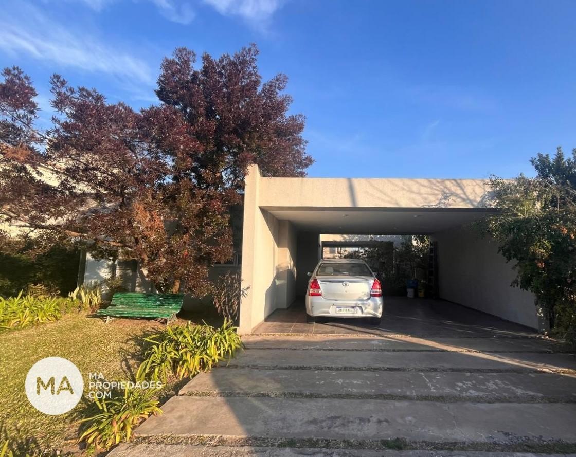 Foto de Venta | Casa de 3 dormitorios con gran terreno - San Sebastián - Funes, imagen 5