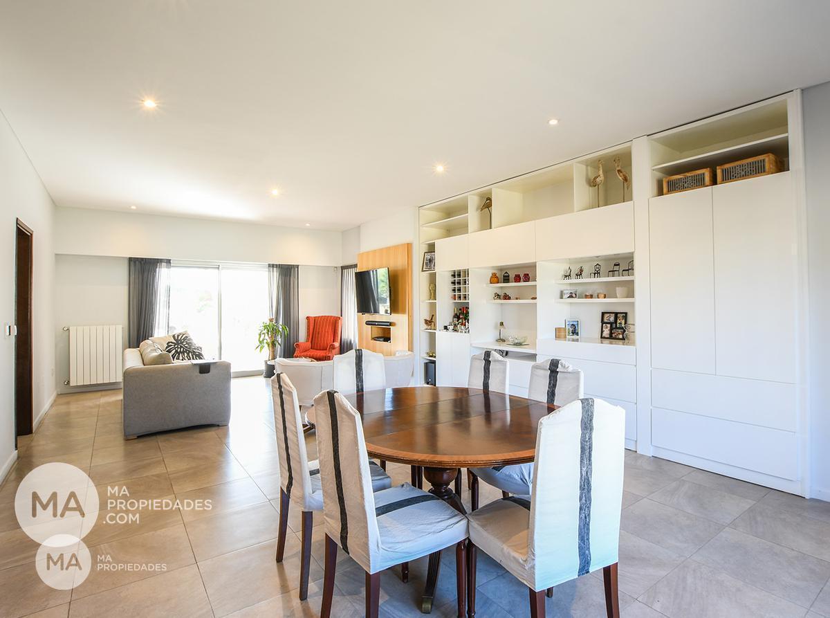 Foto de Alquiler | Casa 4 dormitorios, jardín, piscina - Av. Jorge Newbery 8600, imagen 4