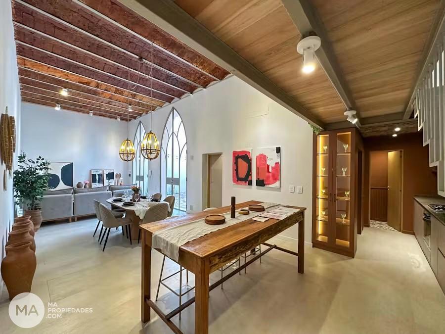Foto de Venta | Casa de pasillo, 3 dormitorios, jardín y pileta - Dorrego 48, imagen 2