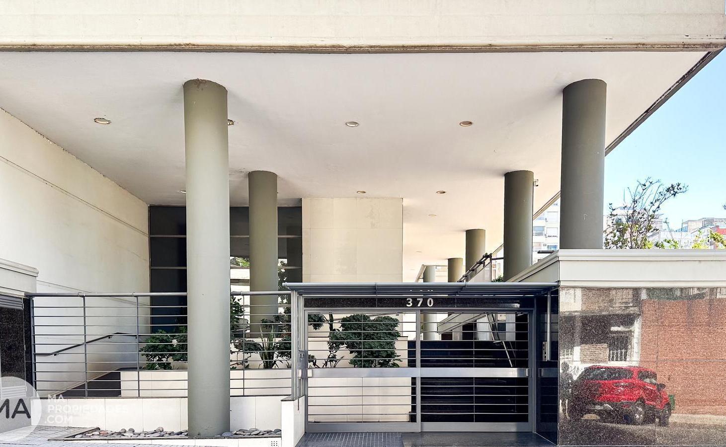 Foto de Venta | Departamento 2 Dormitorios con vista al río - San Martín 300, imagen 3