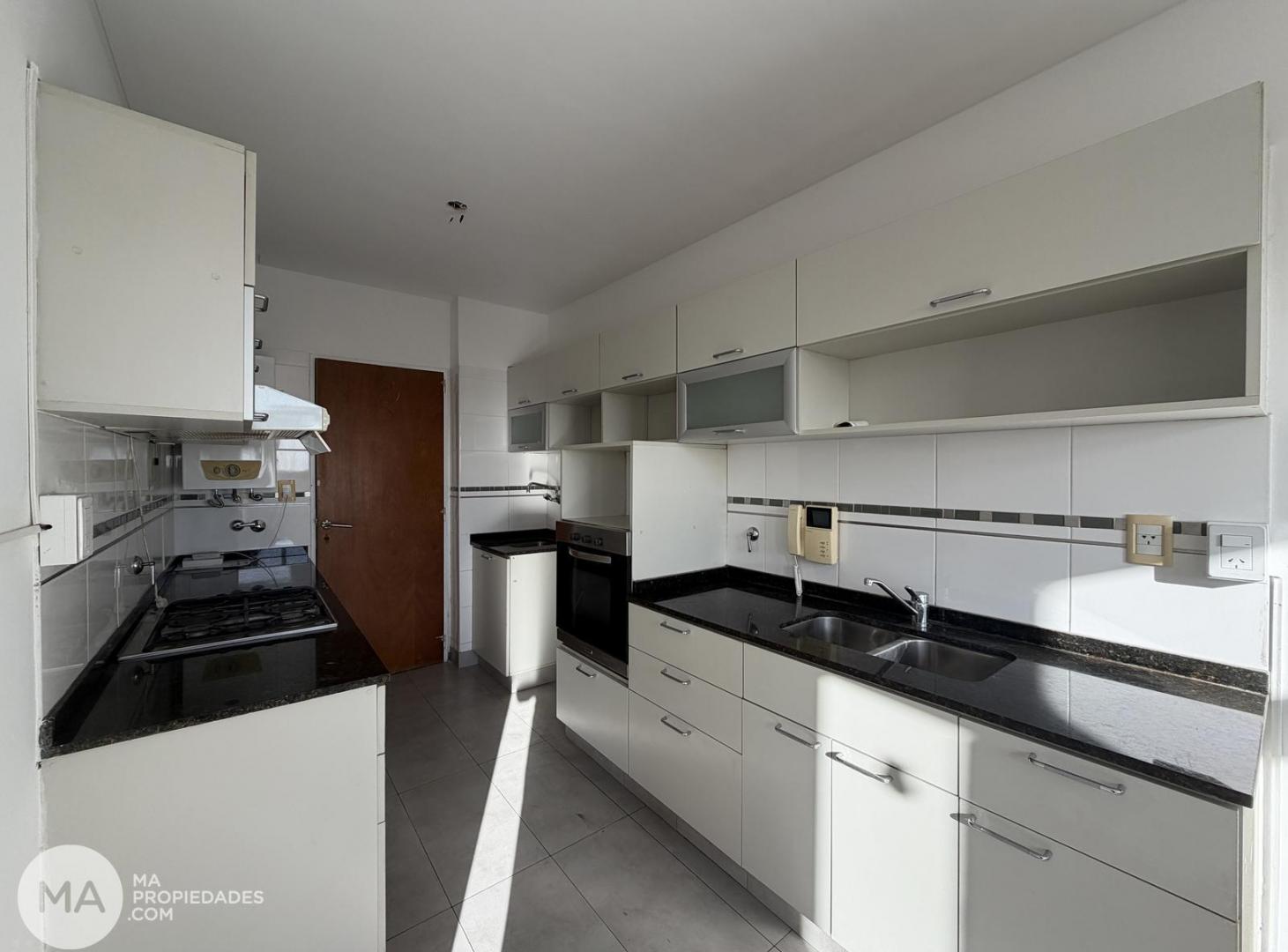 Foto de Venta | Departamento 2 Dormitorios con vista al río - San Martín 300, imagen 5