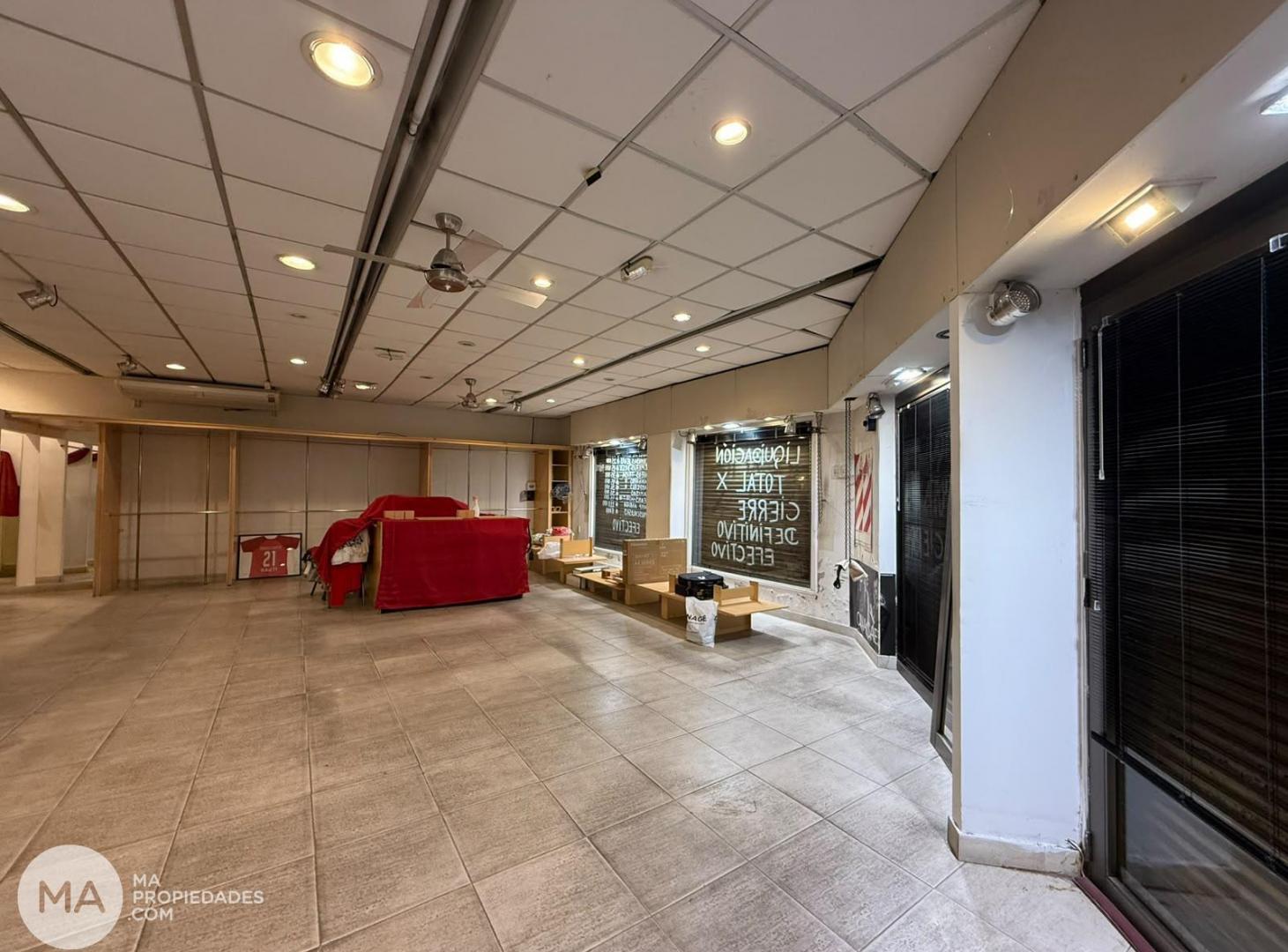 Foto de Venta | Local comercial 131 M2 - La Paz 3300 - Cinco Esquinas Rosario, imagen 2