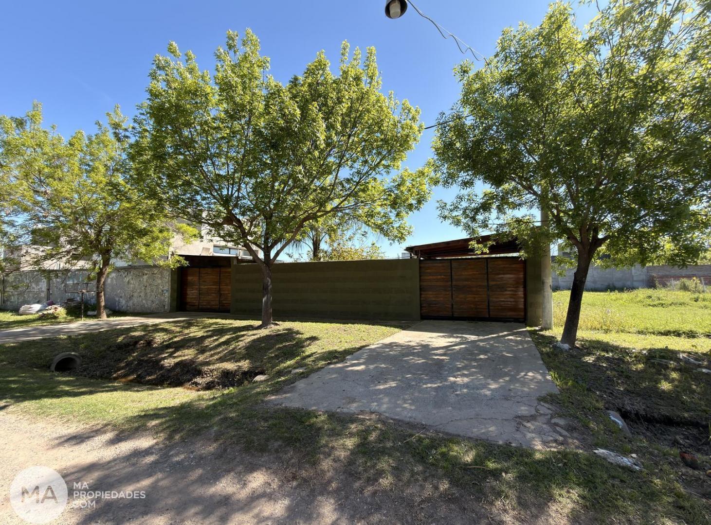 Foto de Venta - Casa 2 Dormitorios - José Gatti 1600 - Ibarlucea, imagen 2