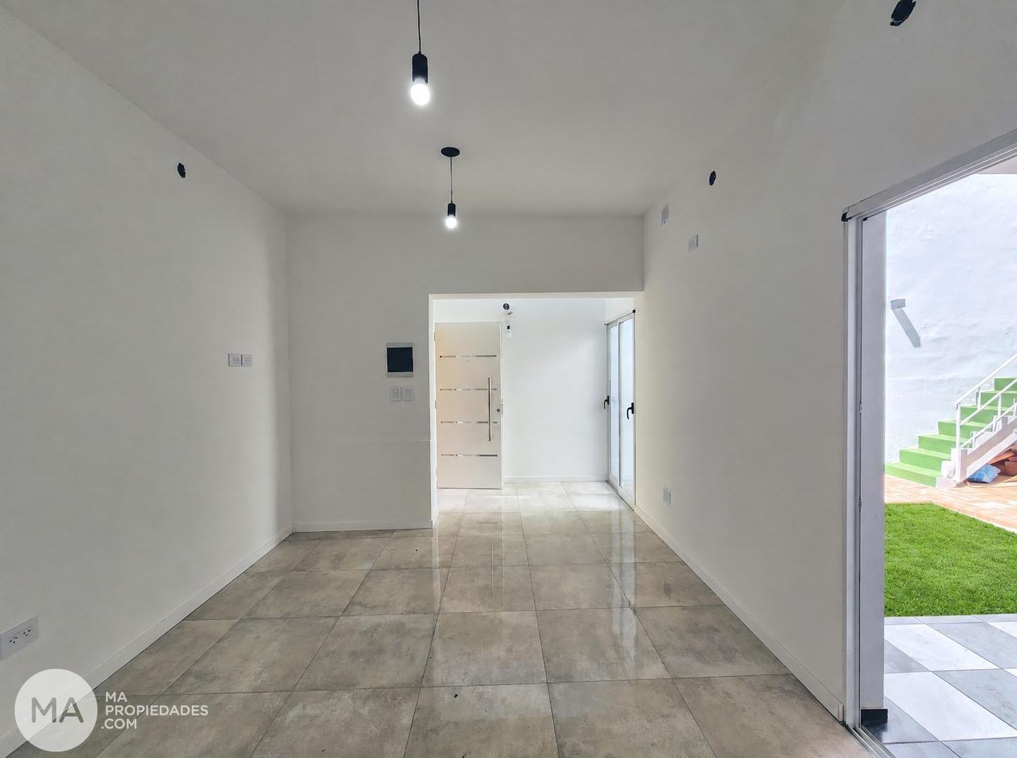 Foto de Venta | Casa 2 dormitorios con patio y quincho - Catamarca 3300 - Luis, imagen 4
