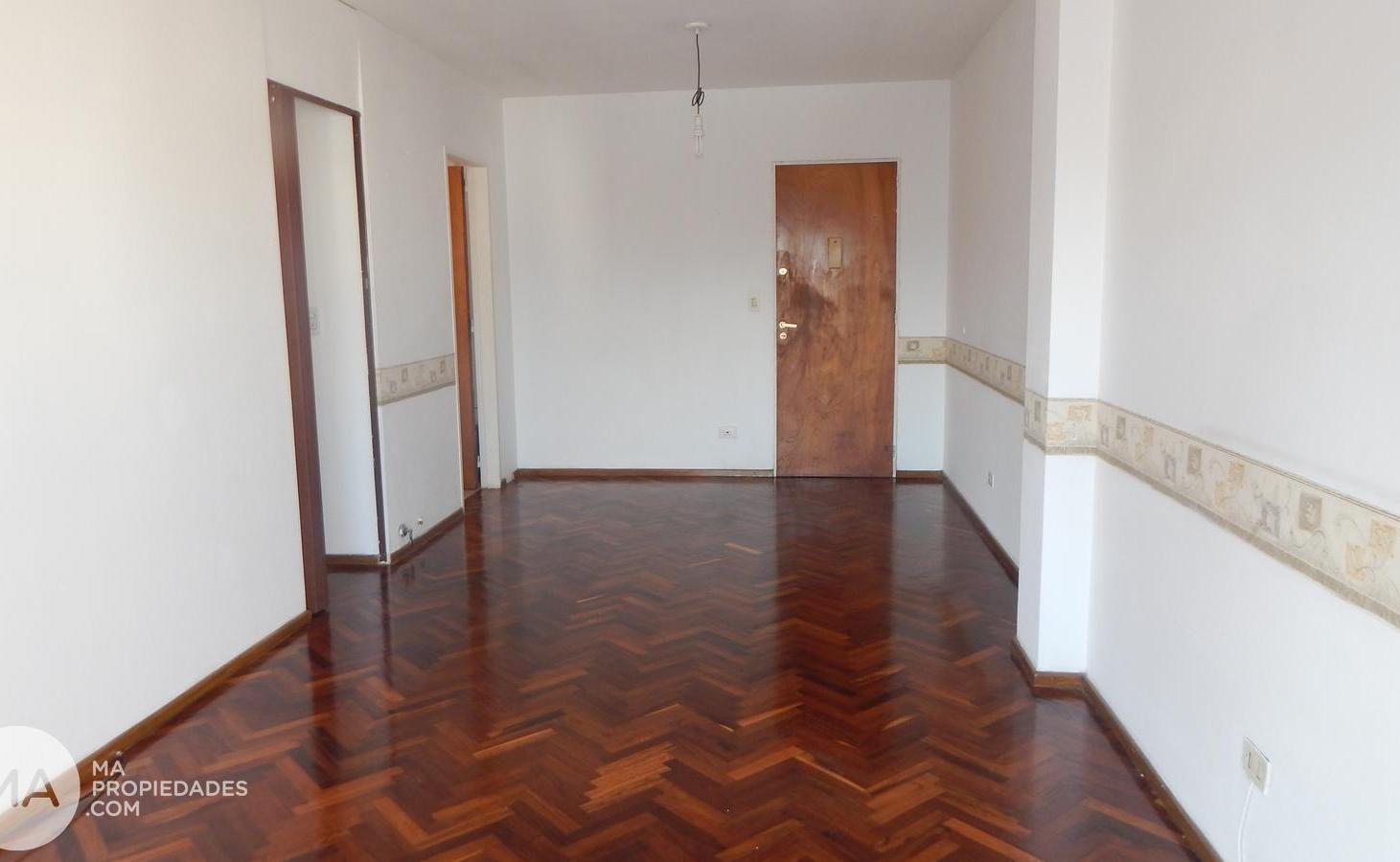 Foto de Venta | Departamento 2 dormitorios apto crédito con balcón al frente, imagen 2