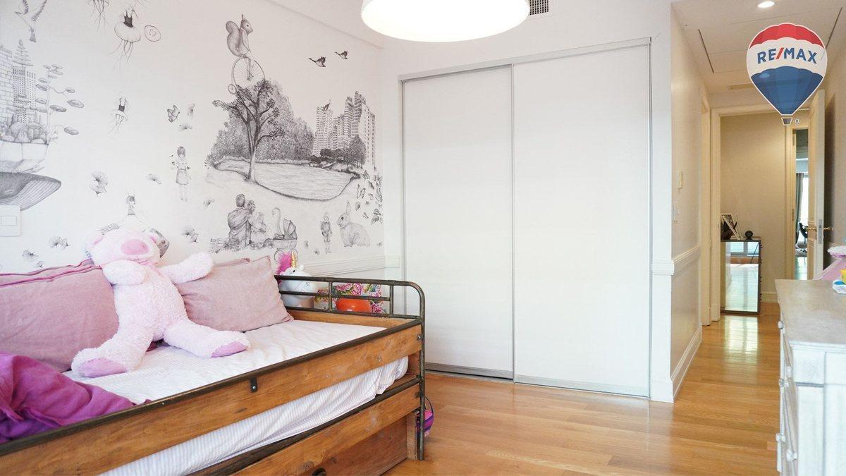 Venta Departamento 4 Ambientes en Puerto Madero 5