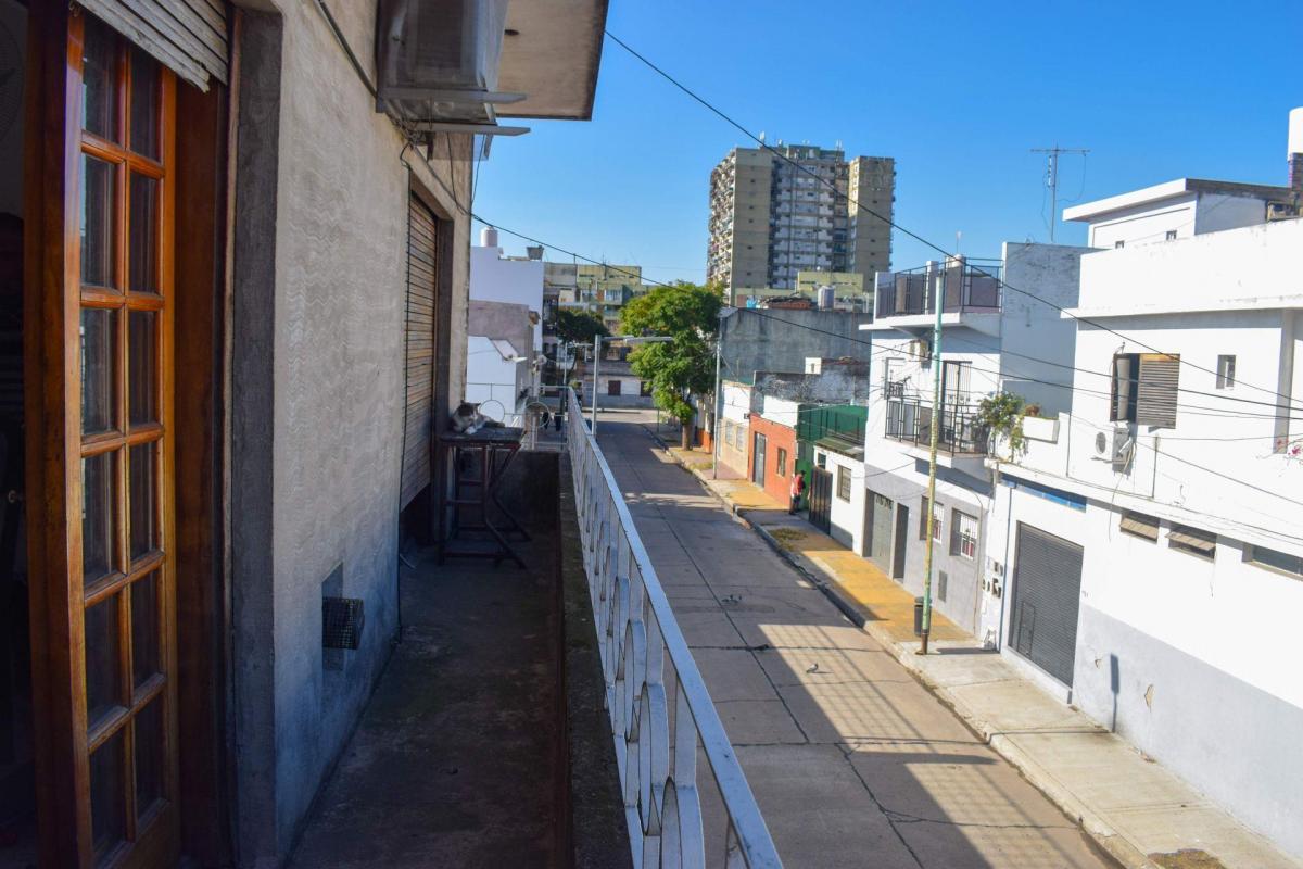 Venta Casa 6 Ambientes en Parque Chacabuco 2