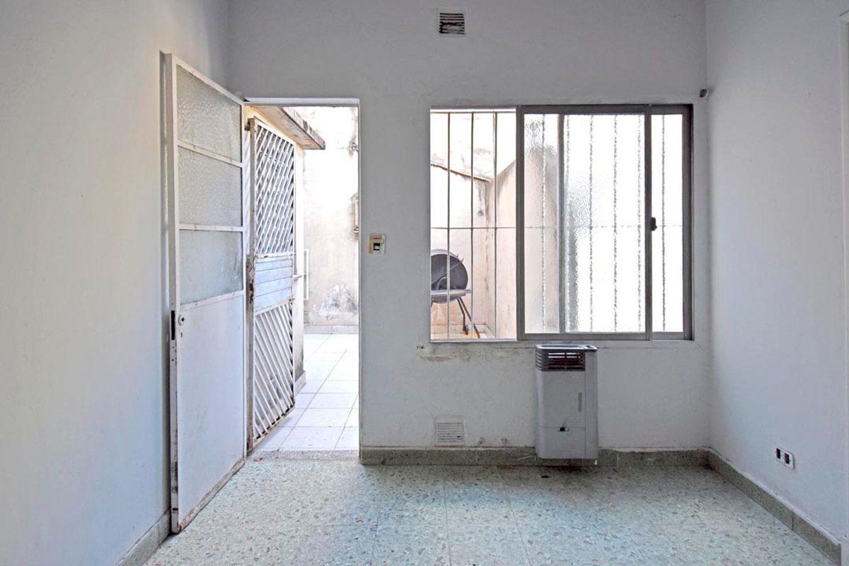 Venta PH de 4 Amb Cochera Terraza Parque Patricios 5
