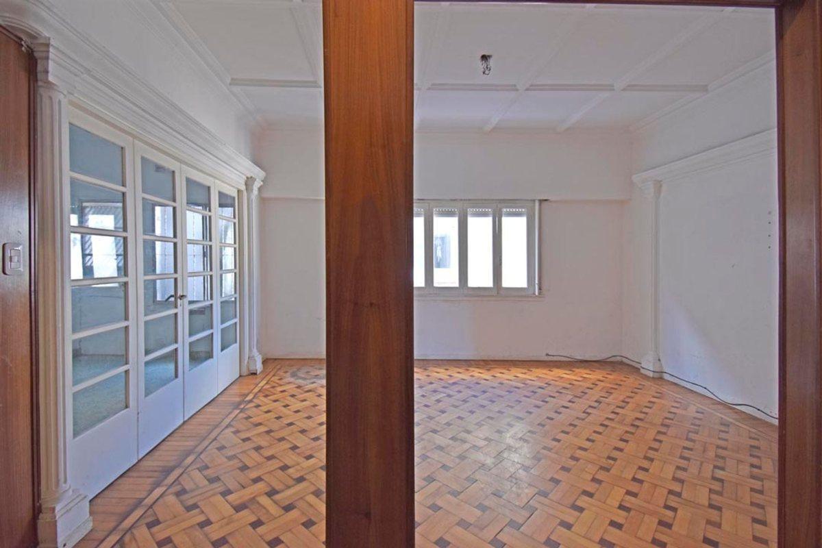 Venta PH de 4 Amb Cochera Terraza Parque Patricios 1